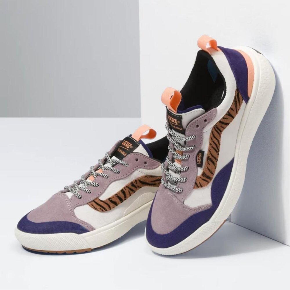 Vans UltraRange Exo SE Animal Stripes Shoe - Women's Size 7